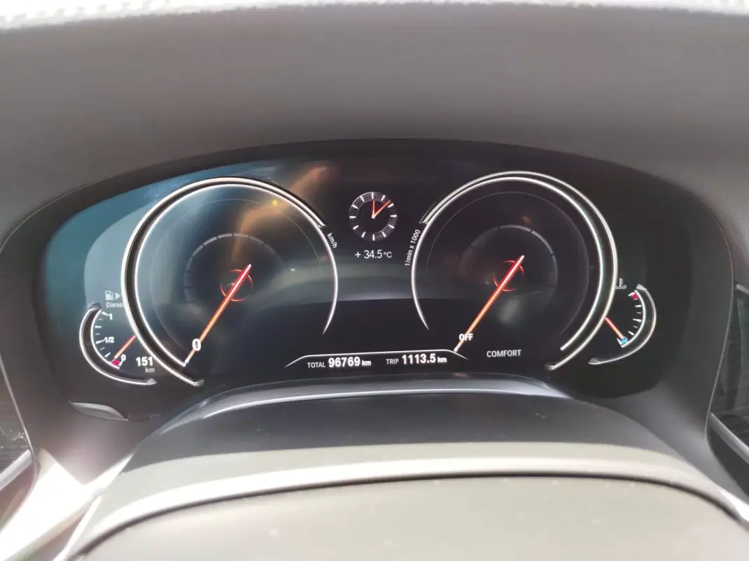 BMW 725 2019 - 58900 EUR, 96769 km - AUTO.MOTO.pt - 96769km - foto 8 de 23