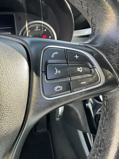 Mercedes-Benz C 180 2017 - 15900 EUR, 249000 km - AUTO.MOTO.pt - 249000km - foto 39 de 58