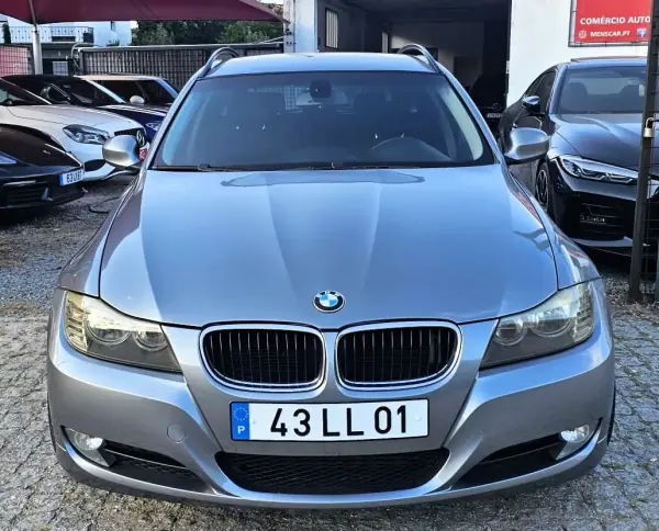 BMW 318 2008 - 9000 EUR, 300000 km - AUTO.MOTO.pt - 300000km - foto 16 de 20