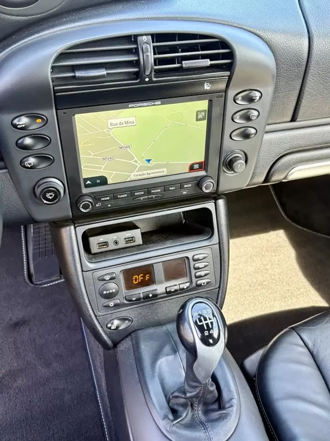 Porsche 911 2002 - 44900 EUR, 120127 km - AUTO.MOTO.pt - 120127km - foto 15 de 23