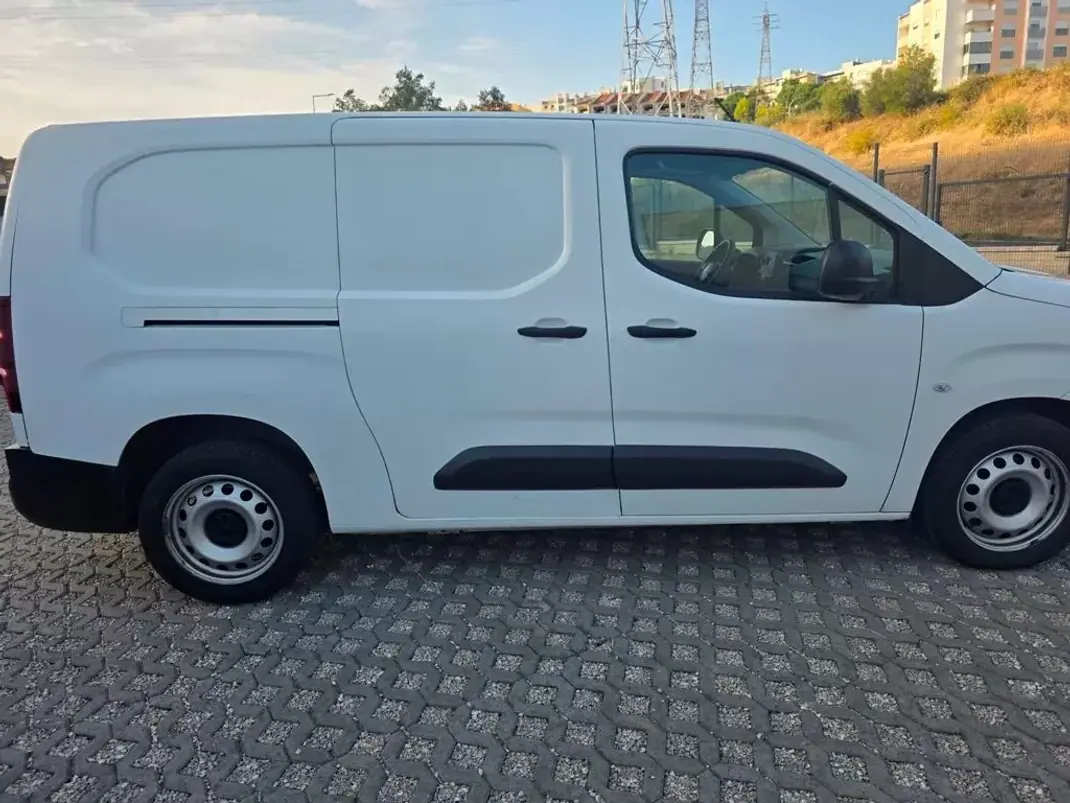 Citroën 2020 - 16990 EUR, 94349 km - 94349km - foto 12 de 15