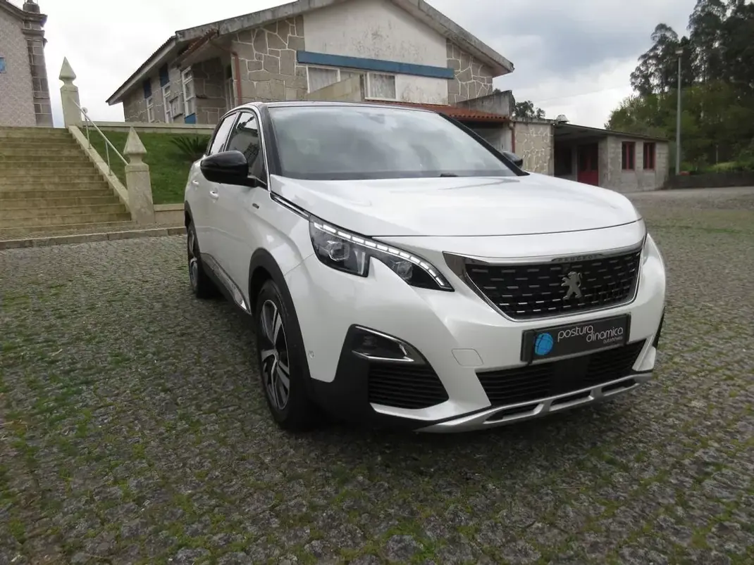 Peugeot 3008 2017 - 16990 EUR, 209000 km - 209000km - foto 13 de 48