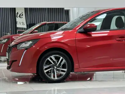 Peugeot 208 2020 - 13890 EUR, 63000 km - AUTO.MOTO.pt - 63000km - foto 7 de 29