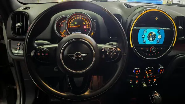 MINI Countryman 2018 - 21550 EUR, 127363 km - AUTO.MOTO.pt - 127363km - foto 24 de 71