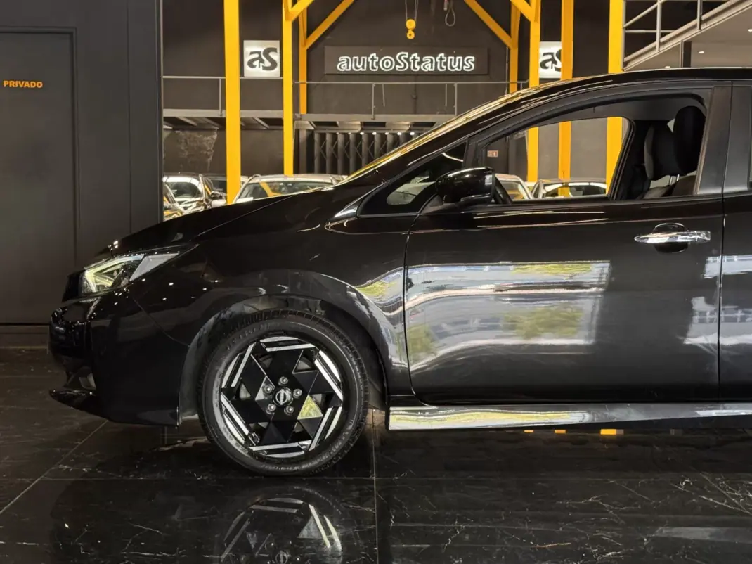 Nissan Leaf 2022 - 15990 EUR, 95500 km - AUTO.MOTO.pt - 95500km - foto 8 de 32