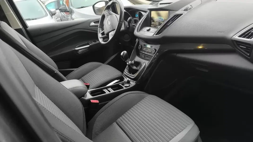 Ford C-Max 2015 - 10700 EUR, 168000 km - AUTO.MOTO.pt - 168000km - foto 10 de 16