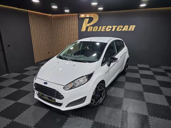 Ford Fiesta 2015 - 10750 EUR, 165000 km - AUTO.MOTO.pt - 165000km - foto 23 de 23