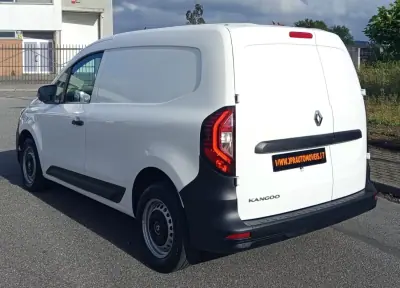 Renault Kangoo E-Tech 2022 - 16990 EUR, 30146 km - AUTO.MOTO.pt - 30146km - foto 4 de 16