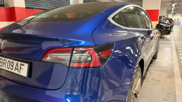 Tesla Model 3 2019 - 21900 EUR, 144900 km - AUTO.MOTO.pt - 144900km - foto 23 de 27