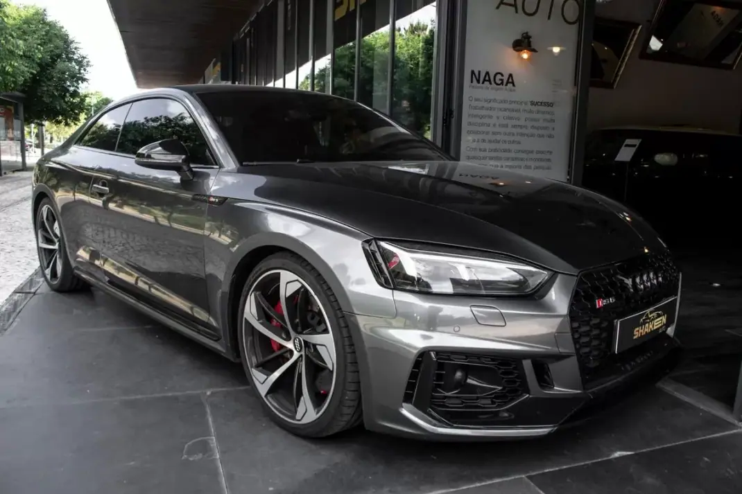 Audi RS5 Sportback 2017 - 53990 EUR, 137529 km - AUTO.MOTO.pt - 137529km - foto 6 de 38