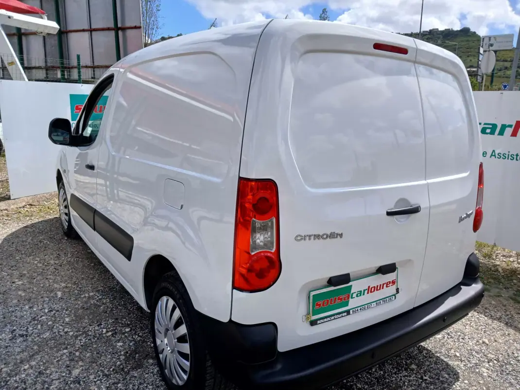 Citroën BERLINGO 1.6 HDI 600 C/AC 2010 - 8750 EUR, 54679 km - AUTO.MOTO.pt - 54679km - foto 11 de 23