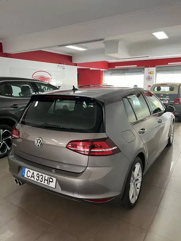 Volkswagen Golf 2015 - 18900 EUR, 147980 km - AUTO.MOTO.pt - 147980km - foto 5 de 16
