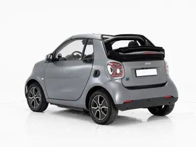 Smart Fortwo Cabrio 2021 - 15000 EUR, 38000 km - AUTO.MOTO.pt - 38000km - foto 3 de 17