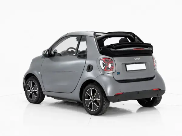 Smart Fortwo Cabrio 2021 - 15000 EUR, 38000 km - AUTO.MOTO.pt - 38000km - foto 3 de 17