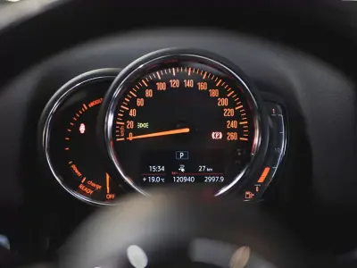 MINI Countryman 2020 - 22990 EUR, 120940 km - AUTO.MOTO.pt - 120940km - foto 20 de 25