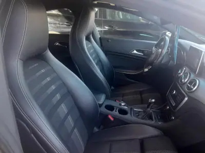 Mercedes-Benz CLA 200 2016 - 21800 EUR, 150000 km - AUTO.MOTO.pt - 150000km - foto 6 de 12