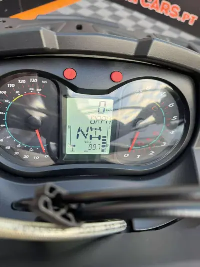 2025 - 6900 EUR, 99 km - AUTO.MOTO.pt - 99km - foto 3 de 11
