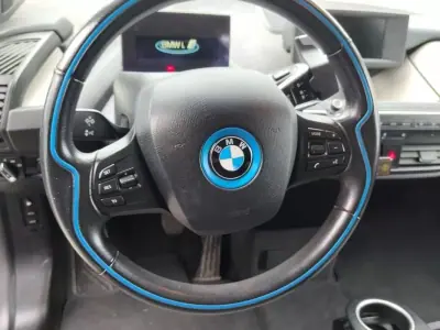 BMW i3 2016 - 15900 EUR, 112000 km - AUTO.MOTO.pt - 112000km - foto 12 de 13