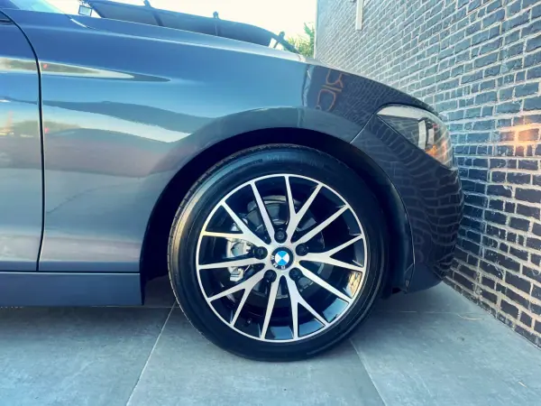 BMW 116 2013 - 15900 EUR, 118000 km - AUTO.MOTO.pt - 118000km - foto 8 de 13