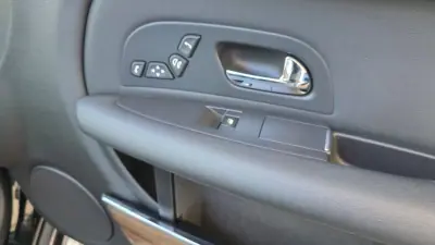 Citroën C6 2006 - 16490 EUR, 82000 km - AUTO.MOTO.pt - 82000km - foto 20 de 22