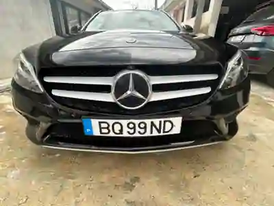 Mercedes-Benz C 180 2019 - 16500 EUR, 215000 km - AUTO.MOTO.pt - 215000km - foto 2 de 13