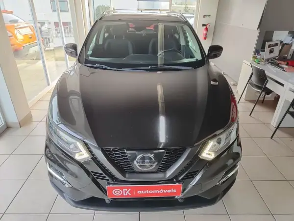 Nissan Qashqai 2017 - 15750 EUR, 155200 km - AUTO.MOTO.pt - 155200km - foto 4 de 37