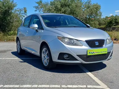 SEAT Ibiza 2009 - 7290 EUR, 173298 km - AUTO.MOTO.pt - 173298km - foto 2 de 11