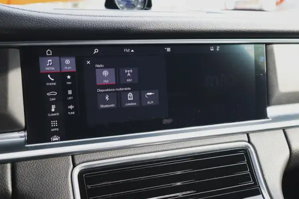 Porsche Panamera Sport Turismo 2019 - 67480 EUR, 97640 km - AUTO.MOTO.pt - 97640km - foto 43 de 71