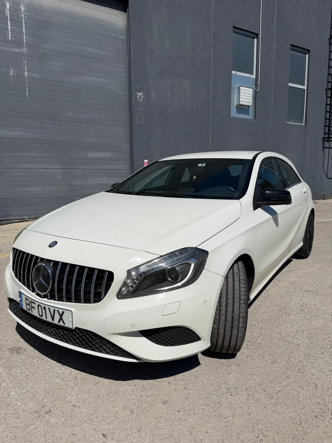 Mercedes-Benz A 180 2014 - 12950 EUR, 204000 km - foto 1 de 10