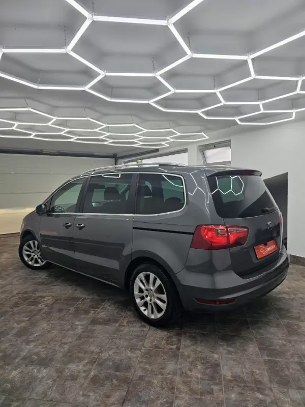 SEAT Alhambra 2011 - 12650 EUR, 216141 km - AUTO.MOTO.pt - 216141km - foto 30 de 51