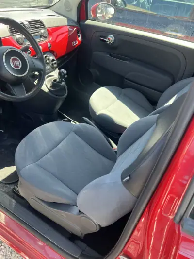Fiat 500 2011 - 6250 EUR, 178000 km - AUTO.MOTO.pt - 178000km - foto 3 de 6