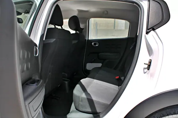 Citroën C3 2019 - 13900 EUR, 72092 km - AUTO.MOTO.pt - 72092km - foto 17 de 21