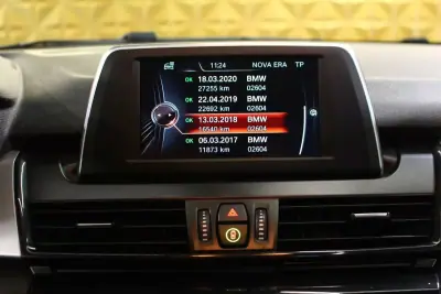 BMW 218 Active Tourer 2015 - 18250 EUR, 66000 km - AUTO.MOTO.pt - 66000km - foto 26 de 30