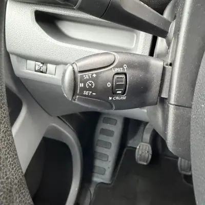 Peugeot Expert 2016 - 12990 EUR, 180000 km - AUTO.MOTO.pt - 180000km - foto 22 de 27