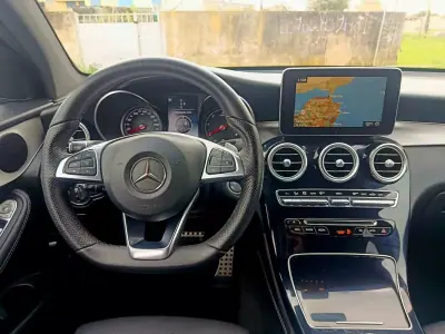 Mercedes-Benz GLC 250 2017 - 35000 EUR, 152236 km - AUTO.MOTO.pt - 152236km - foto 7 de 26