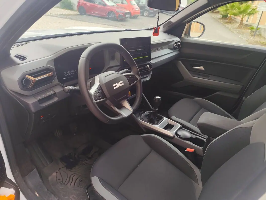 Dacia Duster 2026 - 22500 EUR, 5000 km - 5000km - foto 8 de 9