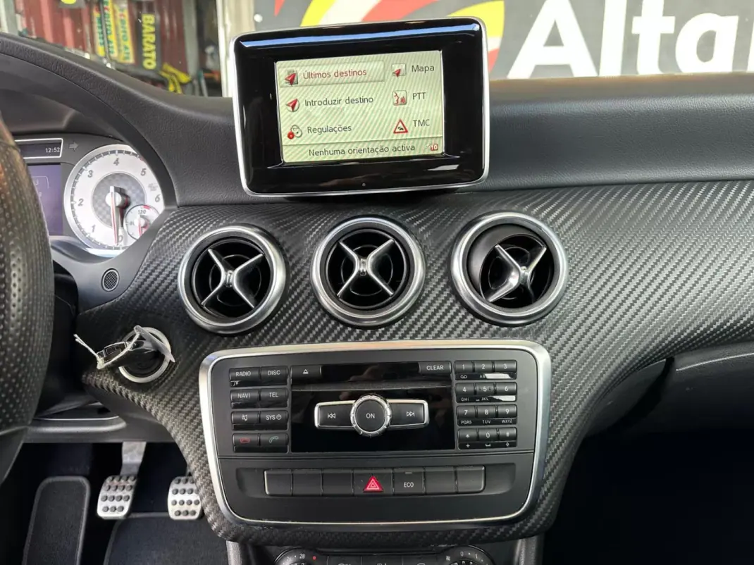 Mercedes-Benz A 180 2015 - 18900 EUR, 111327 km - AUTO.MOTO.pt - 111327km - foto 20 de 29
