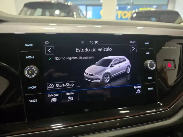 Volkswagen Polo 2018 - 14480 EUR, 138507 km - AUTO.MOTO.pt - 138507km - foto 26 de 45