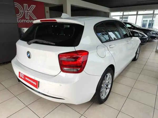 BMW 116 2013 - 10500 EUR, 215000 km - AUTO.MOTO.pt - 215000km - foto 11 de 33
