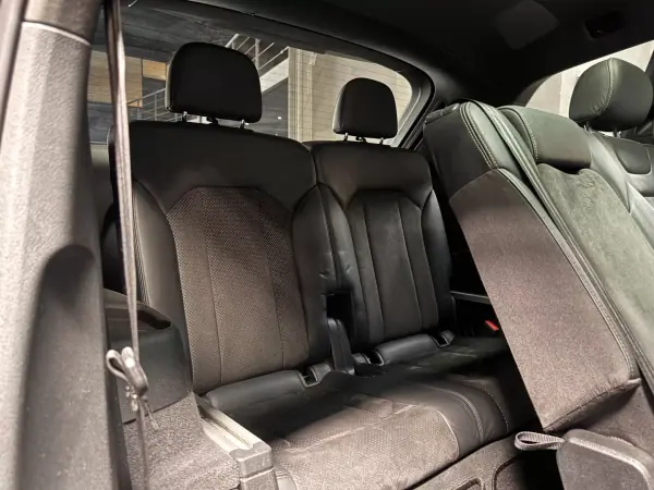 Audi Q7 2019 - 49990 EUR, 139800 km - AUTO.MOTO.pt - 139800km - foto 28 de 31
