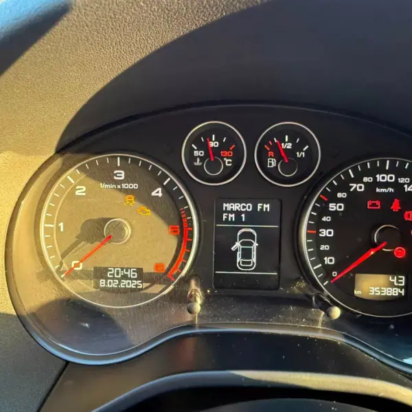 Audi A3 2010 - 6950 EUR, 355000 km - AUTO.MOTO.pt - 355000km - foto 12 de 17