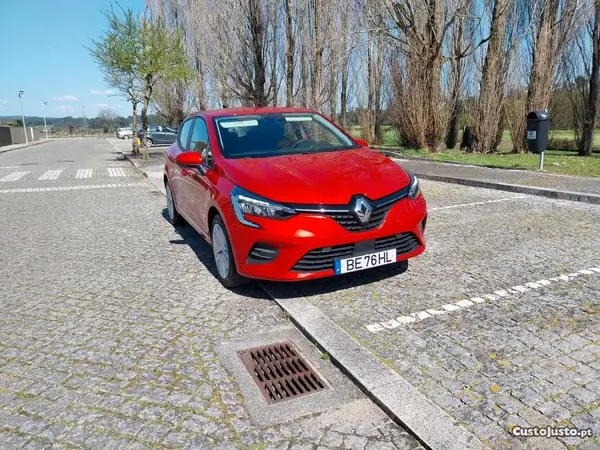 Renault Clio 2020 — photo 2 of 10