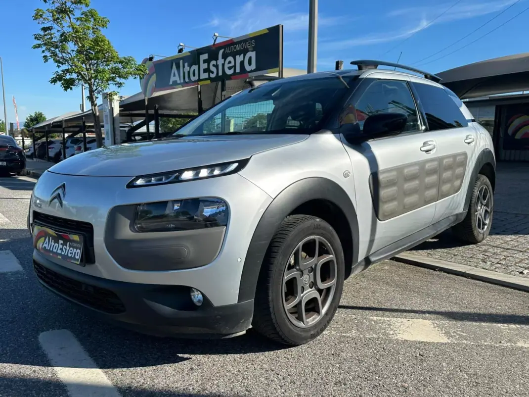 Citroën C4 Cactus 2017 - 13900 EUR, 97056 km - AUTO.MOTO.pt - 97056km - foto 1 de 28