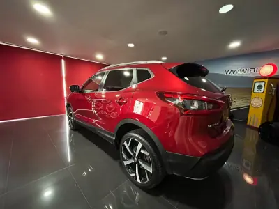 Nissan Qashqai 2018 - 15000 EUR, 84774 km - AUTO.MOTO.pt - 84774km - foto 4 de 23