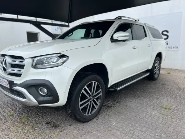 Mercedes-Benz X 250 2020 - 45000 EUR, 56048 km - AUTO.MOTO.pt - 56048km - foto 3 de 8