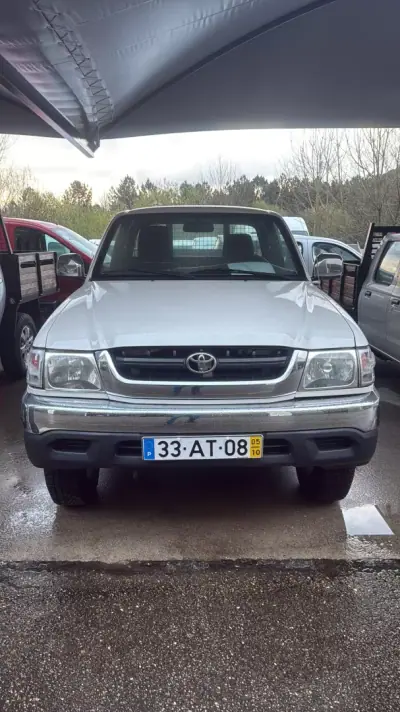 Toyota 2005 - 17500 EUR, 109000 km - AUTO.MOTO.pt - 109000km - foto 2 de 8