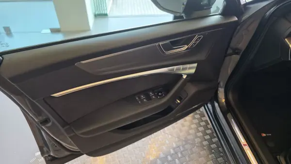 Audi A6 Avant 2019 - 37900 EUR, 139748 km - AUTO.MOTO.pt - 139748km - foto 37 de 66