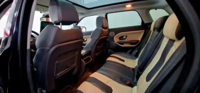 Land Rover Range Rover Evoque 2013 - 16800 EUR, 200450 km - AUTO.MOTO.pt - 200450km - foto 29 de 38