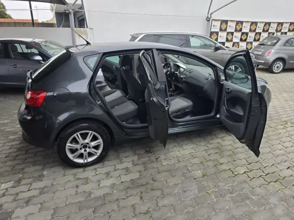 SEAT Ibiza 2008 - 6900 EUR, 166797 km - AUTO.MOTO.pt - 166797km - foto 11 de 14