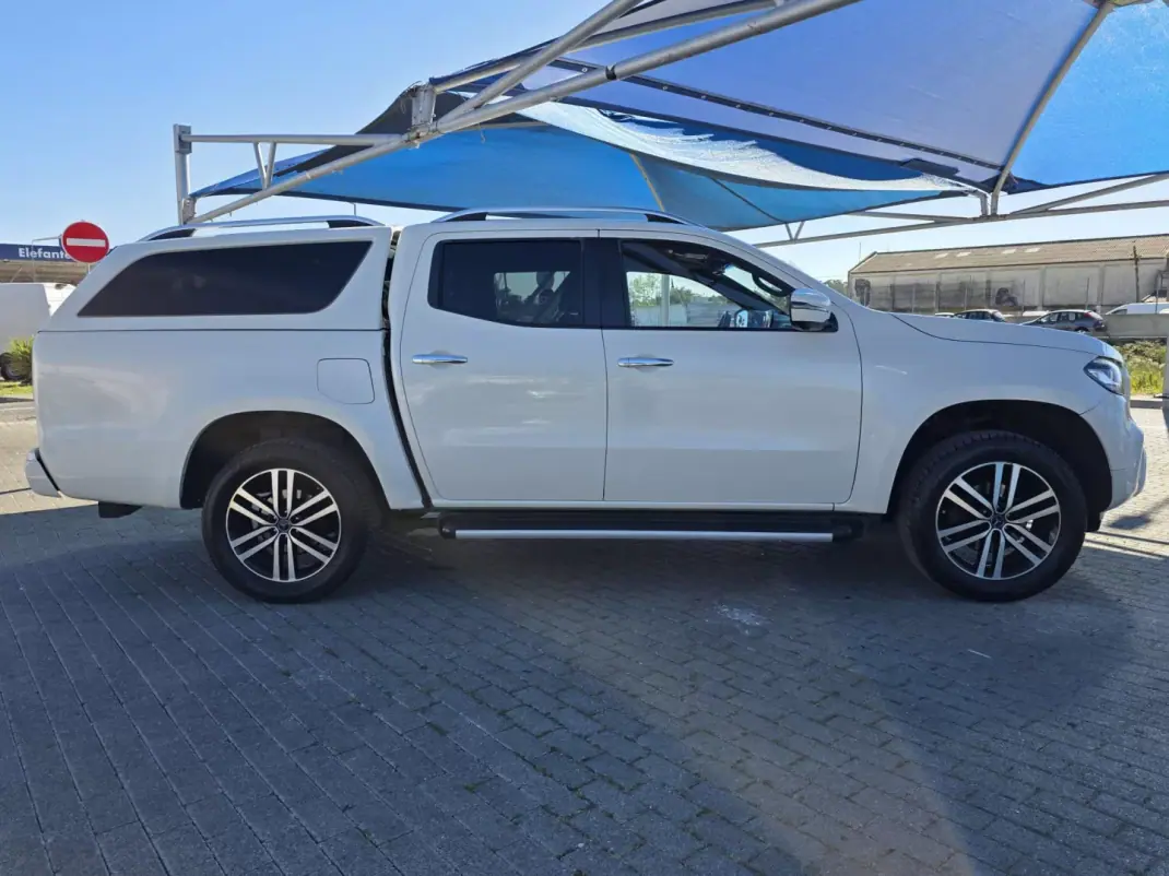 Mercedes-Benz X 250 2018 - 32990 EUR, 109235 km - AUTO.MOTO.pt - 109235km - foto 5 de 17